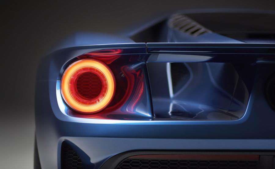  Ford GT Concept 2015 года  (фото 8 из 27)